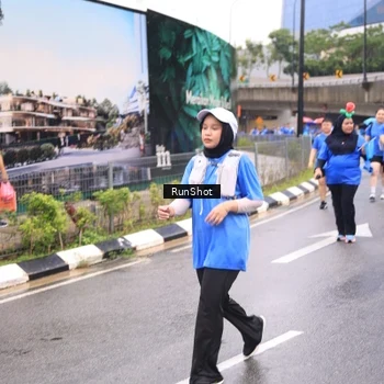 Runner Photo 7961027