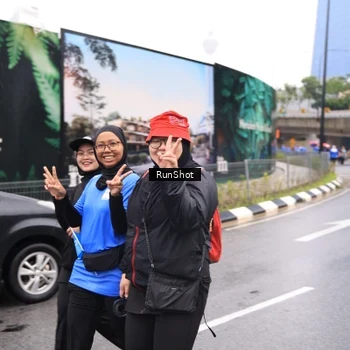 Runner Photo 7961037