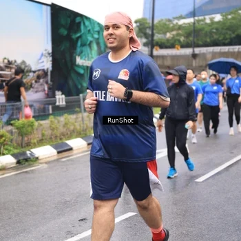 Runner Photo 7961041