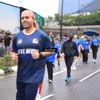 Runner Photo 7961048