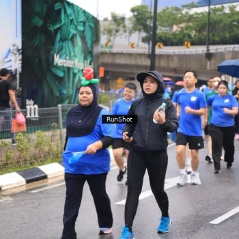 Runner Photo 7961050