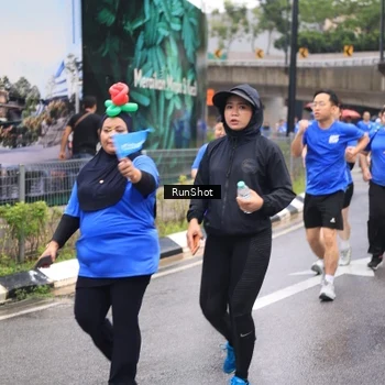 Runner Photo 7961058