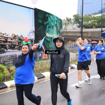 Runner Photo 7961064
