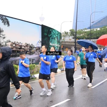 Runner Photo 7961073