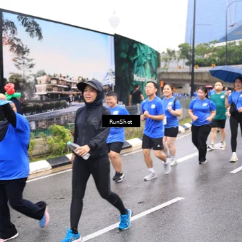 Runner Photo 7961085