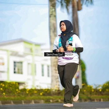 Runner Photo 7961116