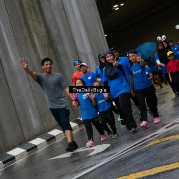 Runner Photo 7961876