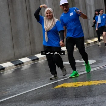 Runner Photo 7962010