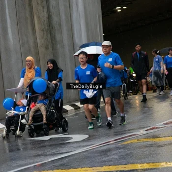 Runner Photo 7962124