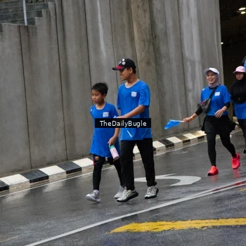 Runner Photo 7962175