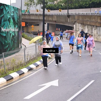 Runner Photo 7962356