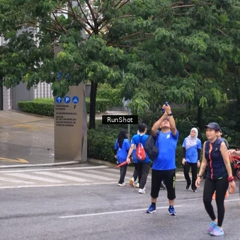 Runner Photo 7962367