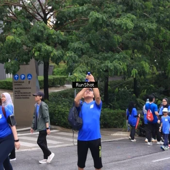 Runner Photo 7962373