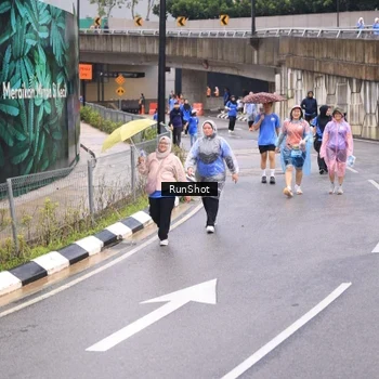 Runner Photo 7962387