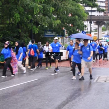 Runner Photo 7962391