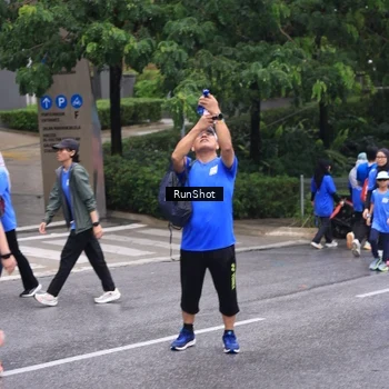 Runner Photo 7962393