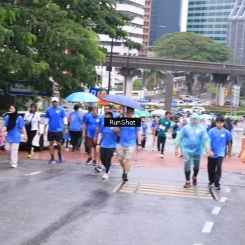 Runner Photo 7962394