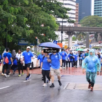 Runner Photo 7962396
