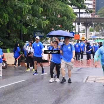Runner Photo 7962402