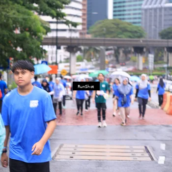 Runner Photo 7962423