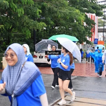 Runner Photo 7962454