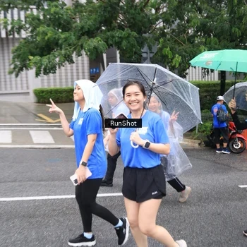 Runner Photo 7962473