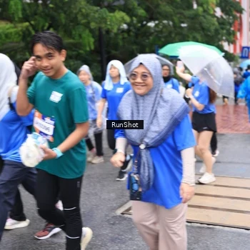 Runner Photo 7962485