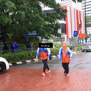 Runner Photo 7962530