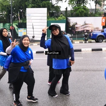 Runner Photo 7962708