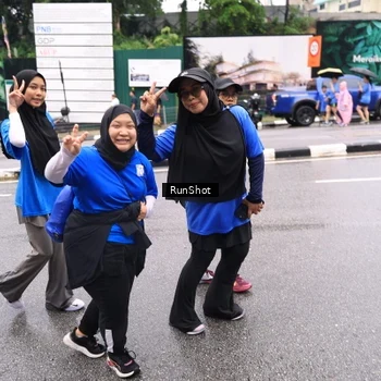 Runner Photo 7962716