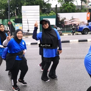 Runner Photo 7962717