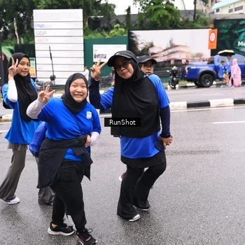Runner Photo 7962733