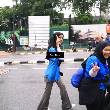 Runner Photo 7962736