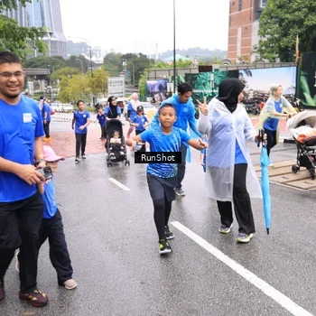 Runner Photo 7962753