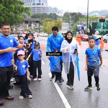 Runner Photo 7962807