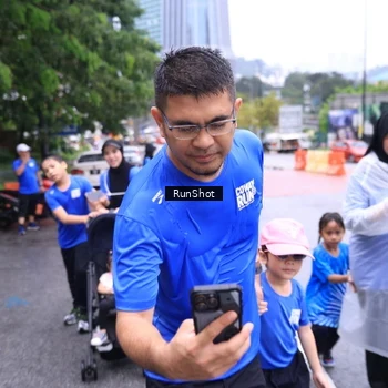 Runner Photo 7962841
