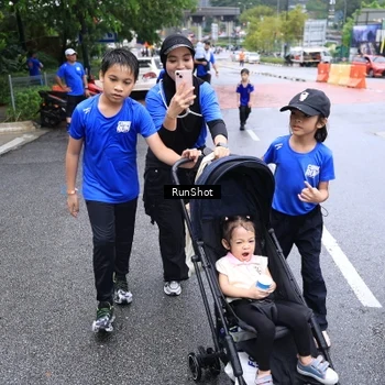 Runner Photo 7962857