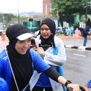 Runner Photo 7962878