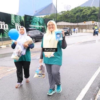 Runner Photo 7963029