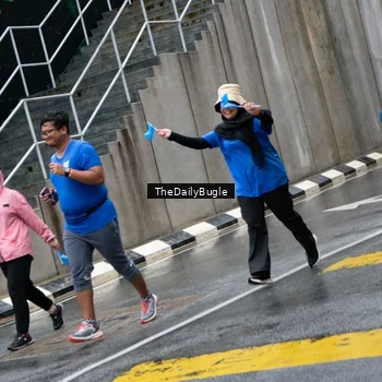 Runner Photo 7963034