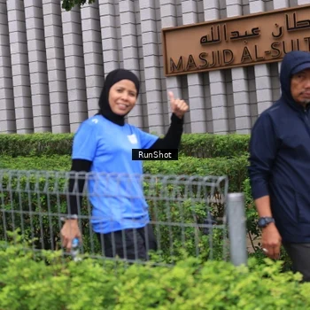 Runner Photo 7963155