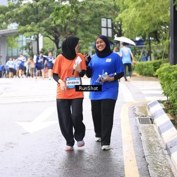Runner Photo 7963205