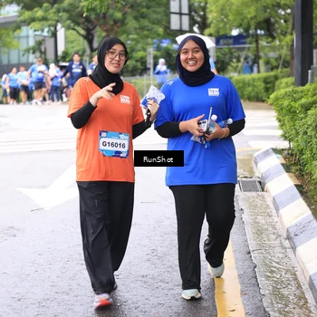 Runner Photo 7963220