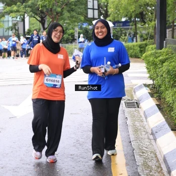 Runner Photo 7963222