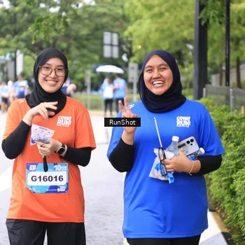 Runner Photo 7963236