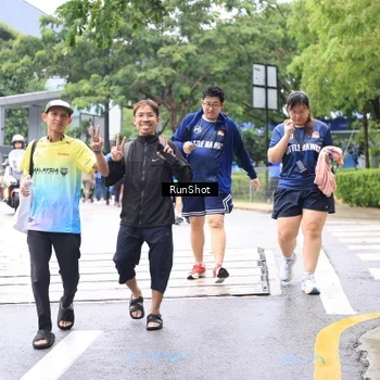 Runner Photo 7963266