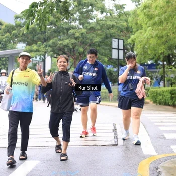 Runner Photo 7963279