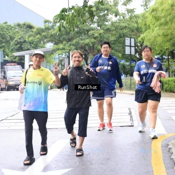 Runner Photo 7963280
