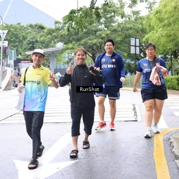Runner Photo 7963291
