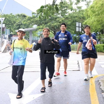 Runner Photo 7963292